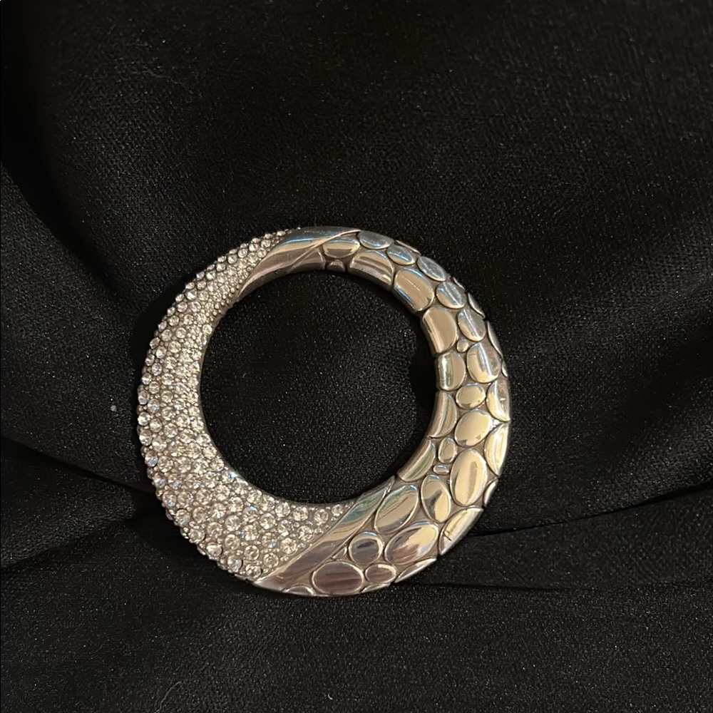 Brighton Silver Pebble Pave pendant for necklace with Intricate Design